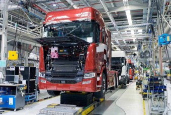 Venda de caminhões cresce 48,6% em 2021
