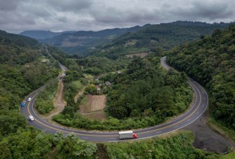 Estado assina a concessão de seis rodovias da Serra e do Vale do Caí